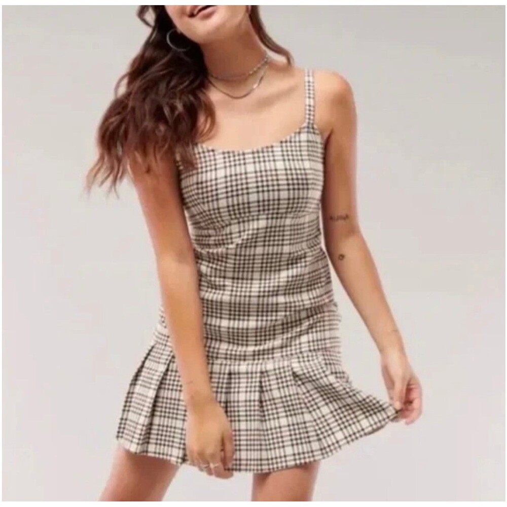 Hollister Fall Autumn toned Plaid pleated mini dress